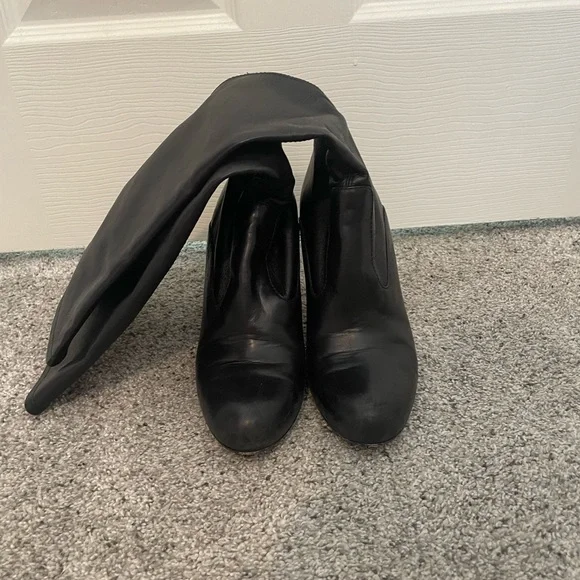 VALENTINO GARAVANI Women’s Sparkly Heeled Boots - Picture 3 of 6